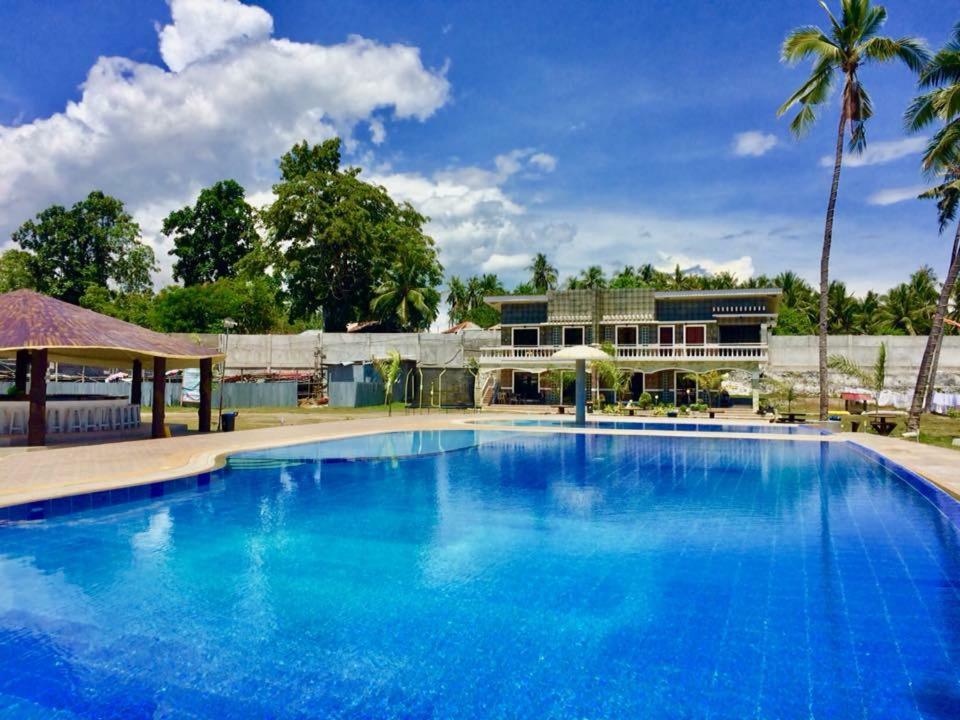 Lagoon Beach Resort Gitagun Zewnętrze zdjęcie